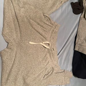 Gray American eagle sweatpants